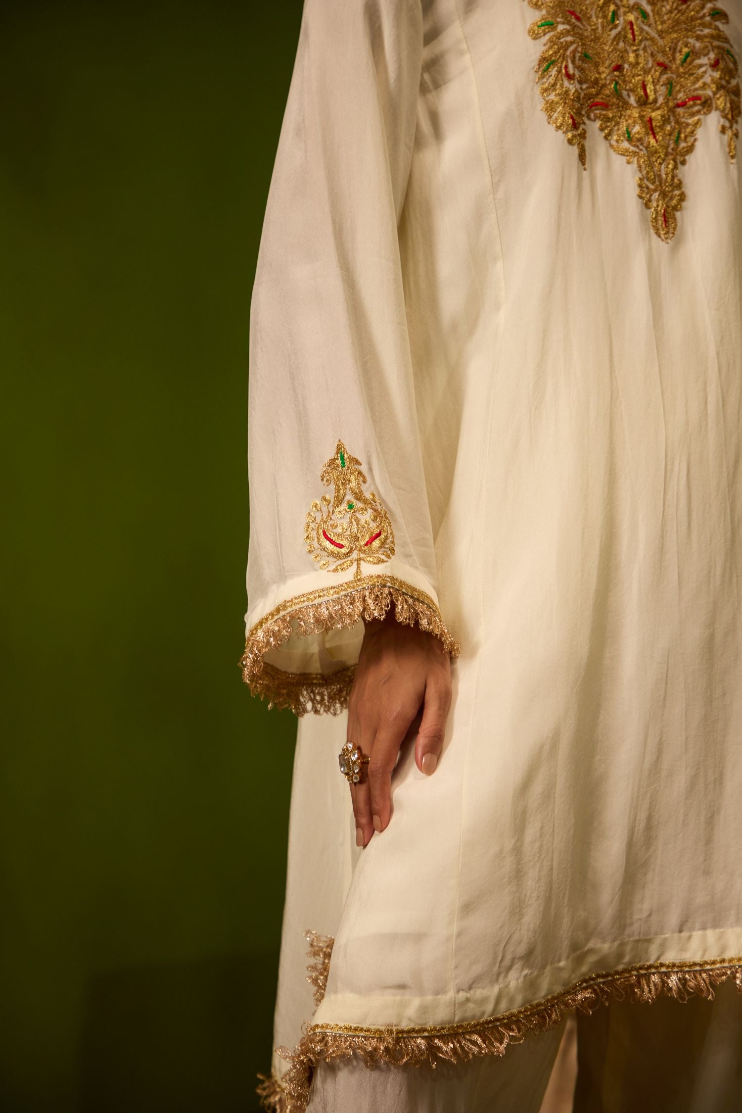 Ivory Tilla Embroidered Silk Kurta Set with Farshi Salwar & Shimmer Tissue Dupatta