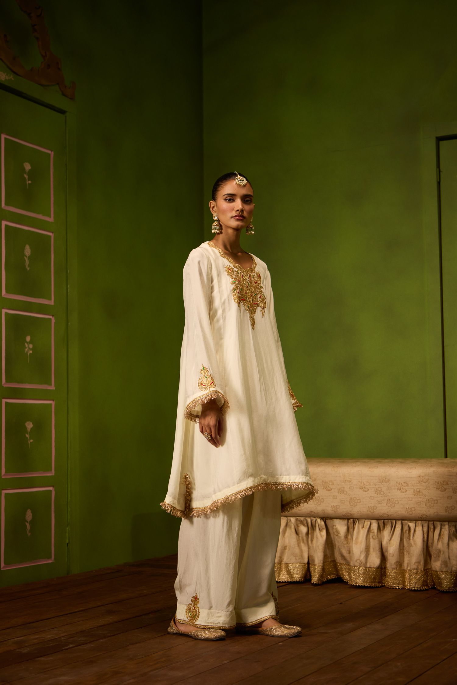 Ivory Tilla Embroidered Silk Kurta Set with Farshi Salwar & Shimmer Tissue Dupatta