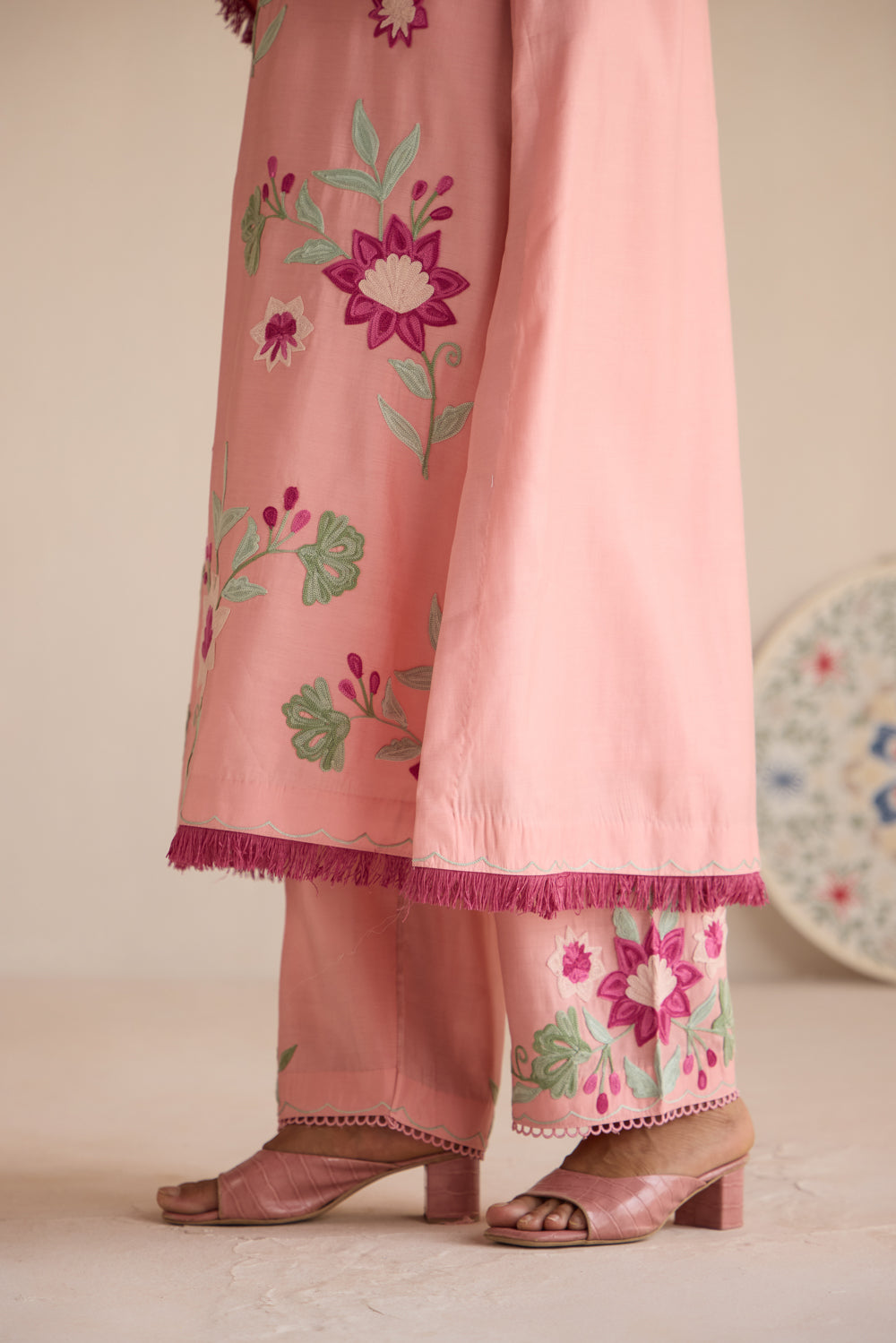 Gulaab Pink Aari Cotton Pheran Set with Chiffon Dupatta & Straight Pants