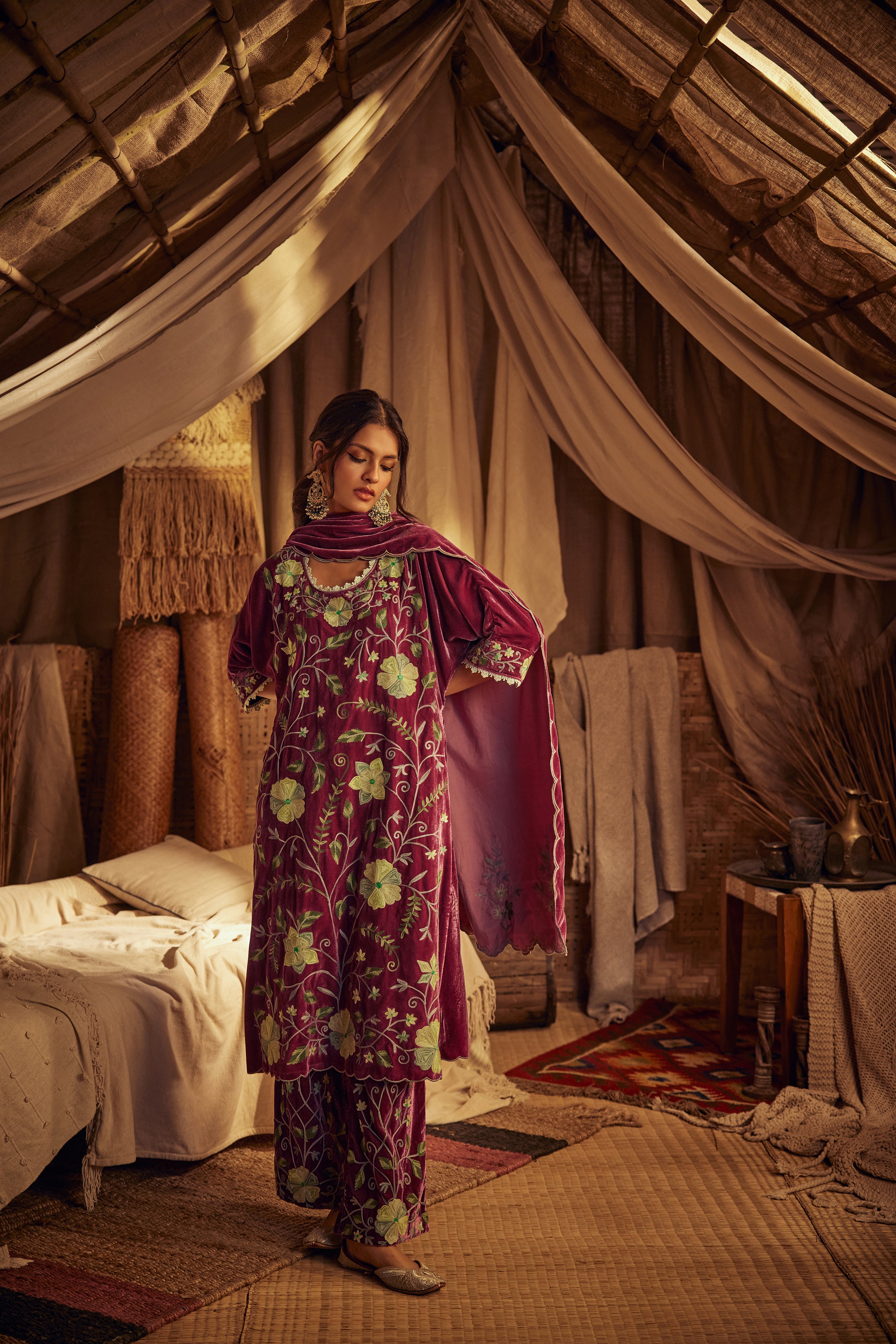 Chinar Velvet Pheran Set
