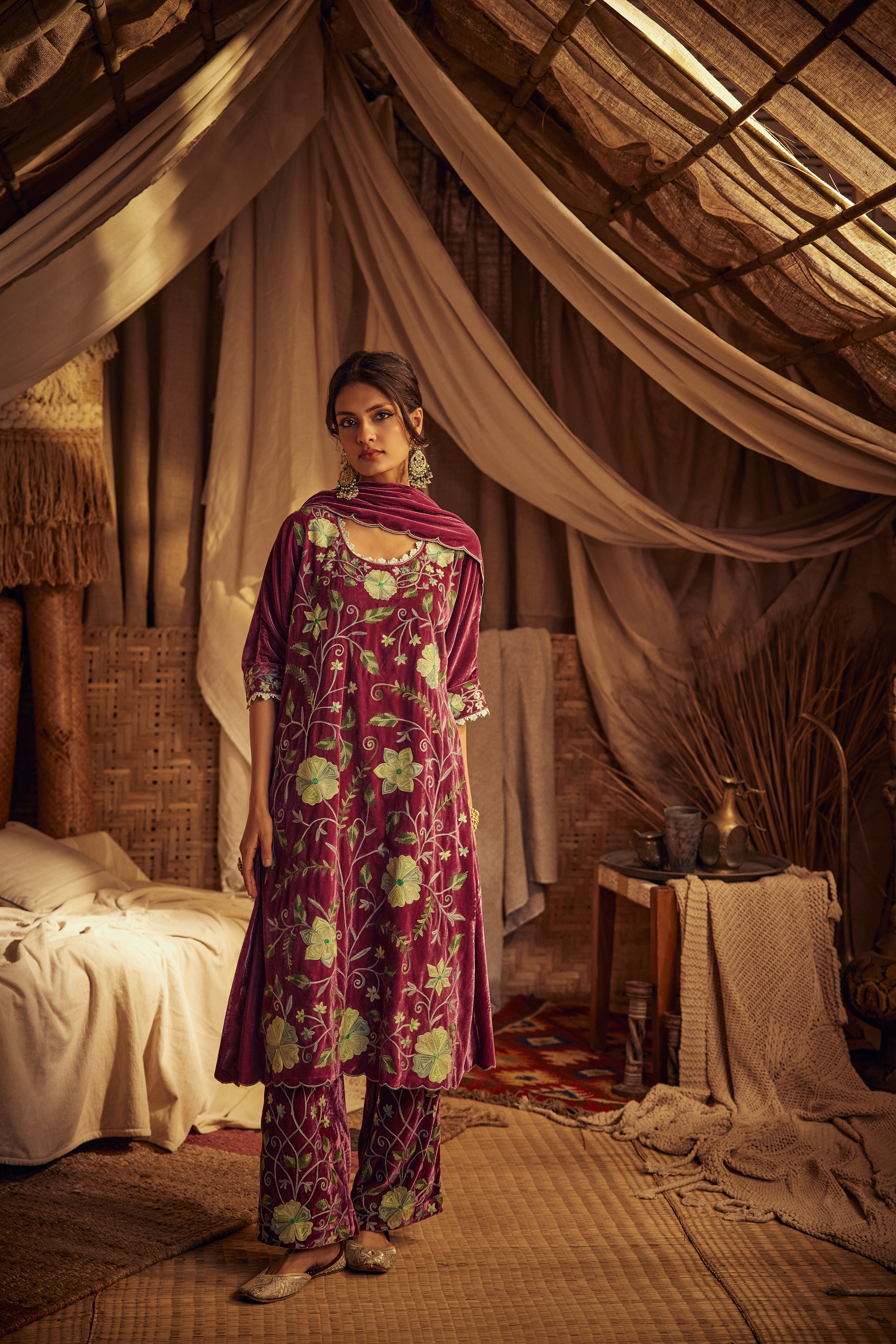 Chinar Velvet Pheran Set