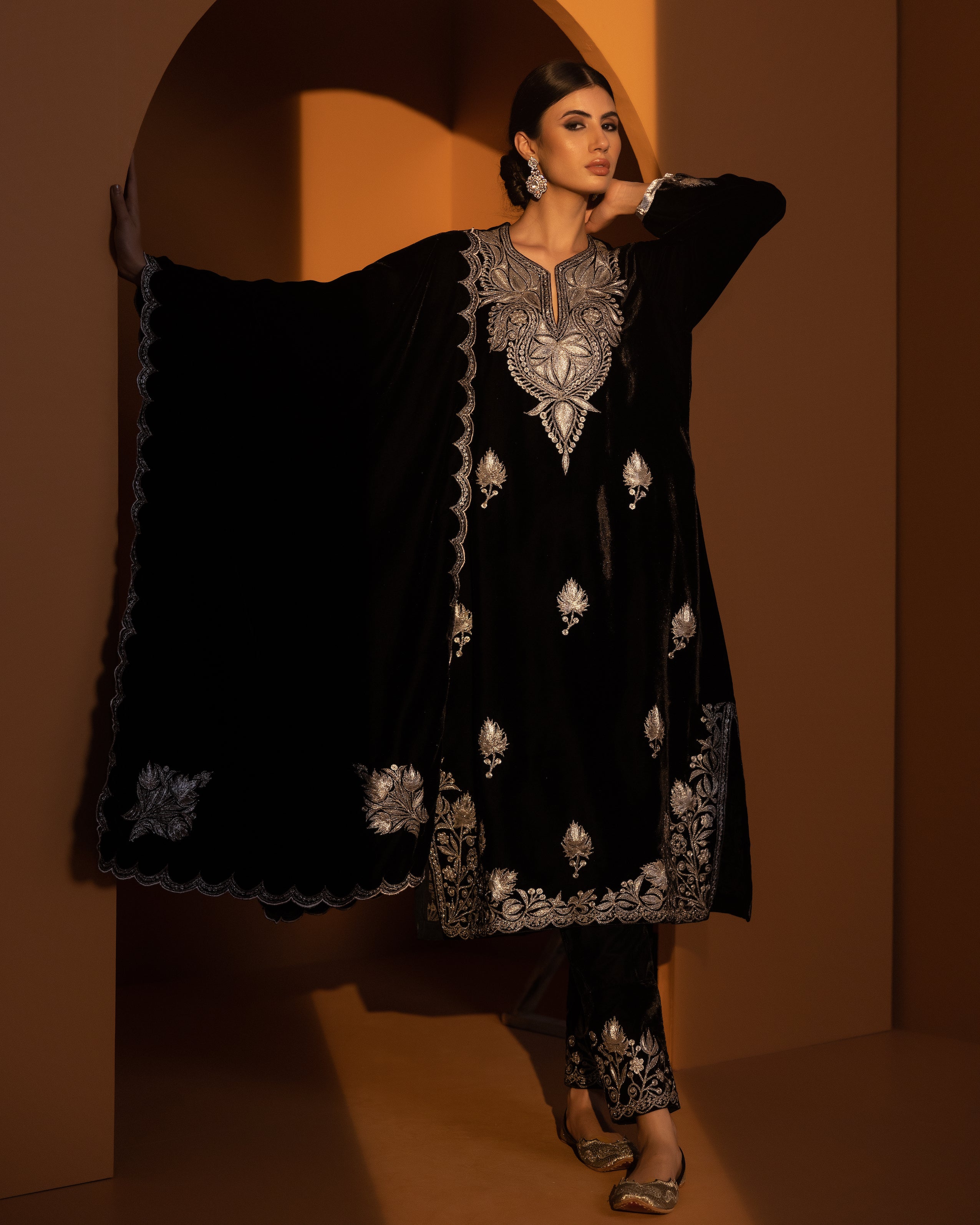 Black Raeshmi Silk Velvet Kurta Set