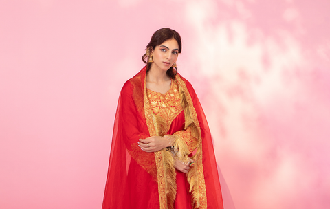 Buy Embroidered Resham Kurta & Pheran Sets Online | Koshur India