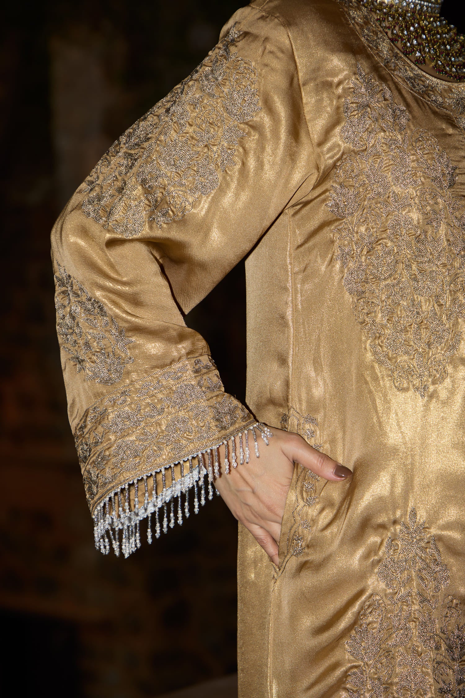 Gold Tissue Tilla Embroidered Kurta Set With Salwar Pants & Embroidered Copper Tissue Dupatta