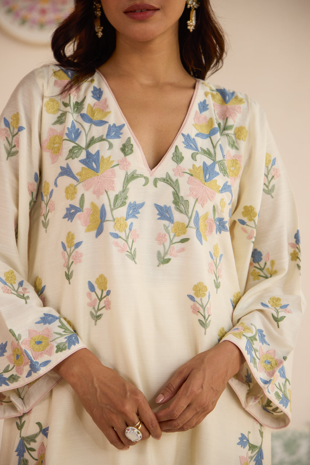 Gul Ivory Raw Silk Aari Kurta Set with Flared Pants & Ombré Dupatta