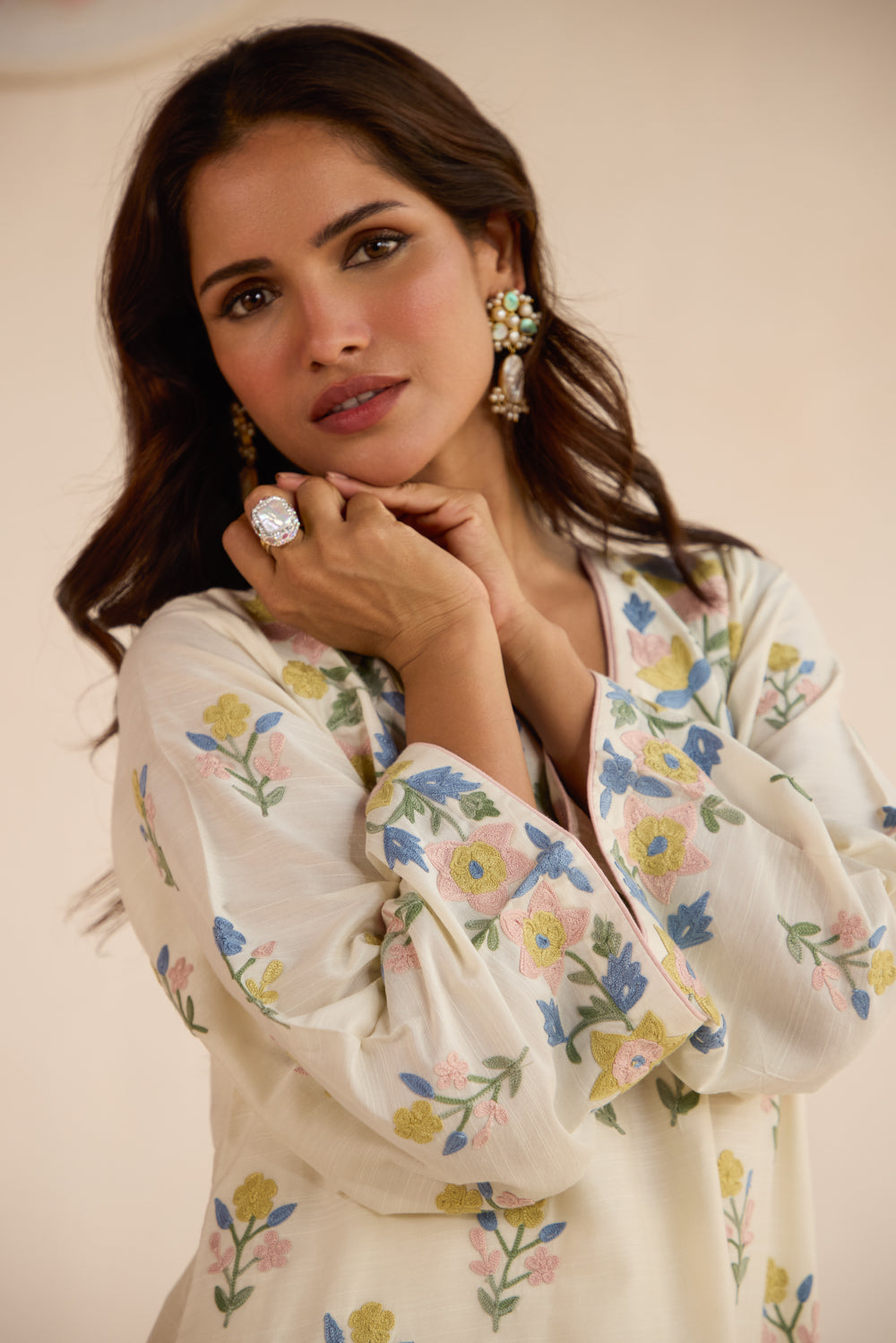 Gul Ivory Raw Silk Aari Kurta Set with Flared Pants & Ombré Dupatta