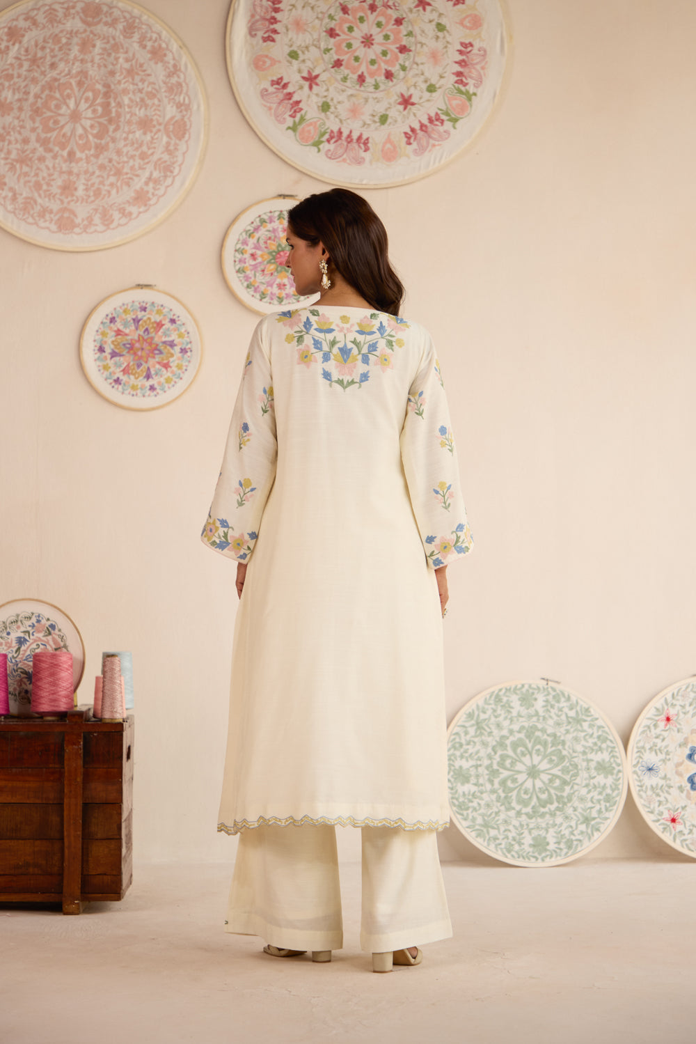 Gul Ivory Raw Silk Aari Kurta Set with Flared Pants & Ombré Dupatta