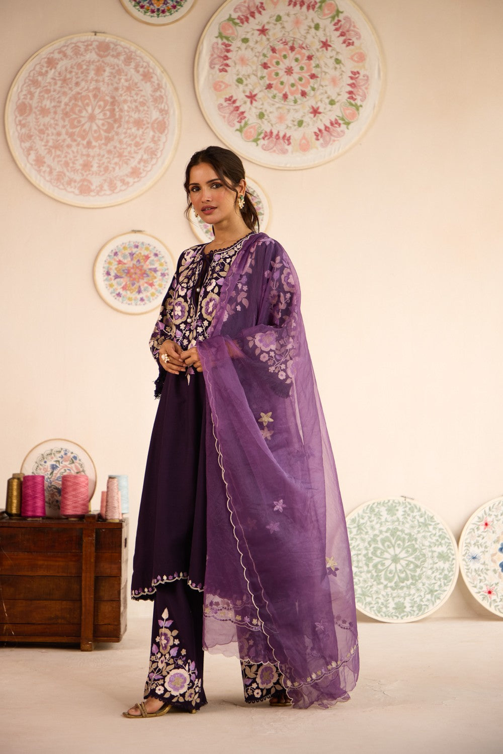 Purple Raw Silk Aari Embroidered Pheran Set with Flared Pants & Organza Scalloped Dupatta