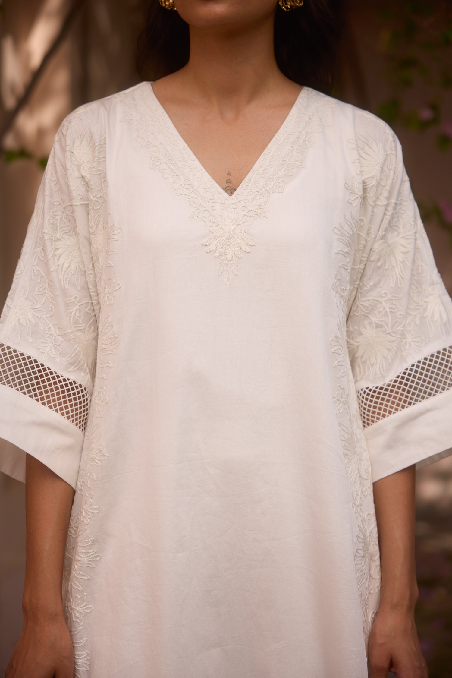 White Daze Cotton Aari Pheran Set
