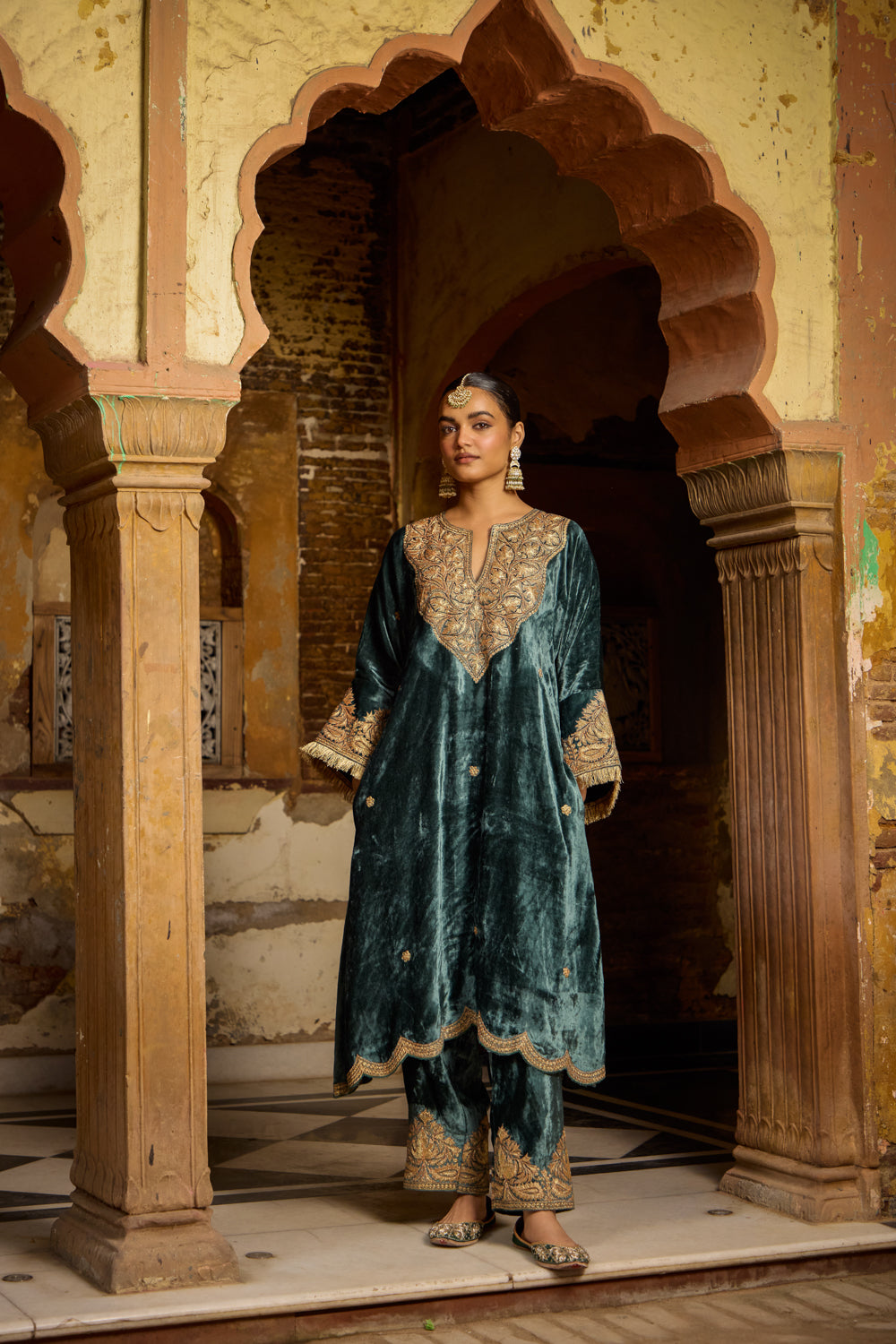 Firoza Emerald Green Silk Velvet Pheran Set