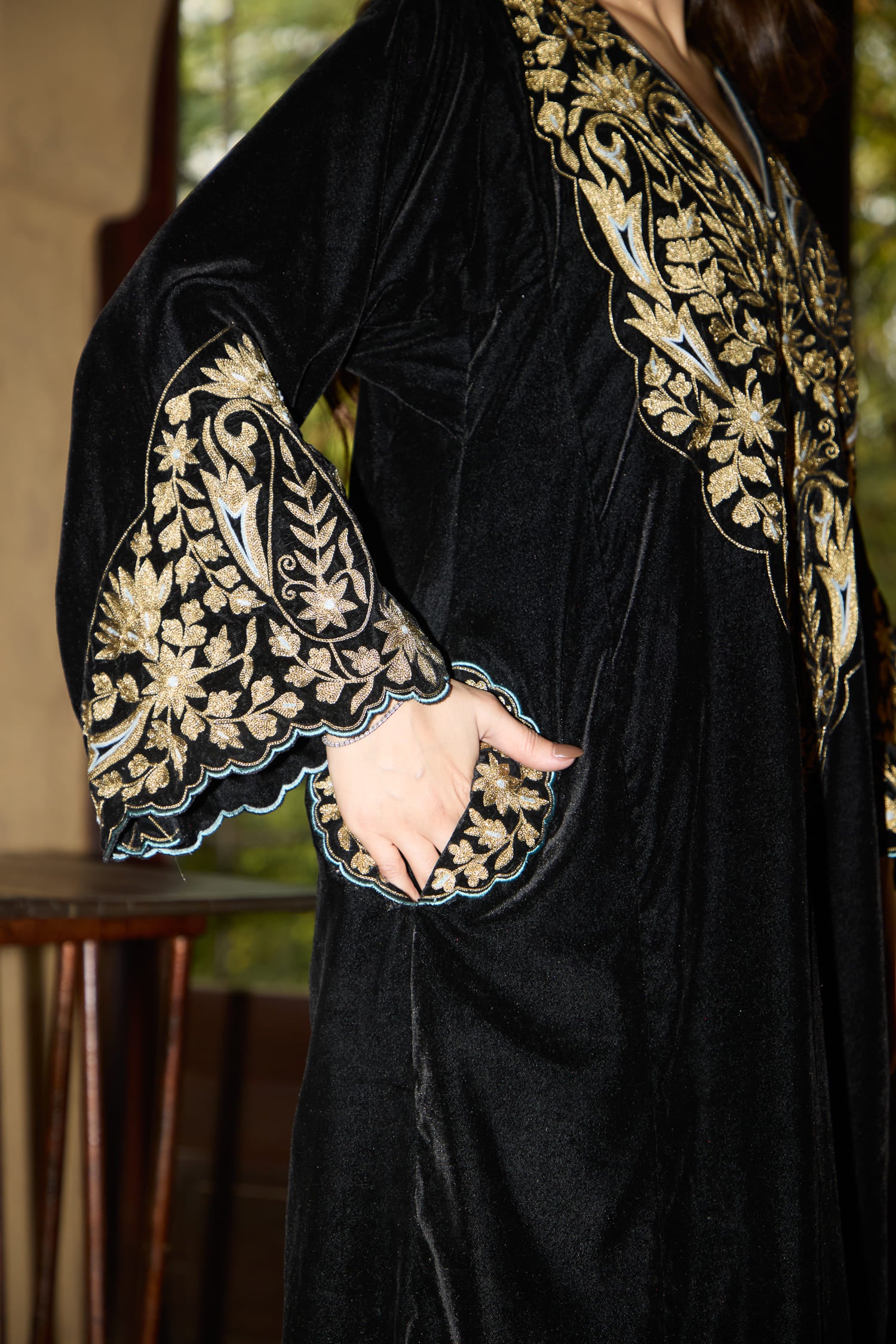 Black Velvet Tilla Embroidered Pheran Set With Ice Blue Tissue Pants & Ice blue Tissue Embroidered Dupatta