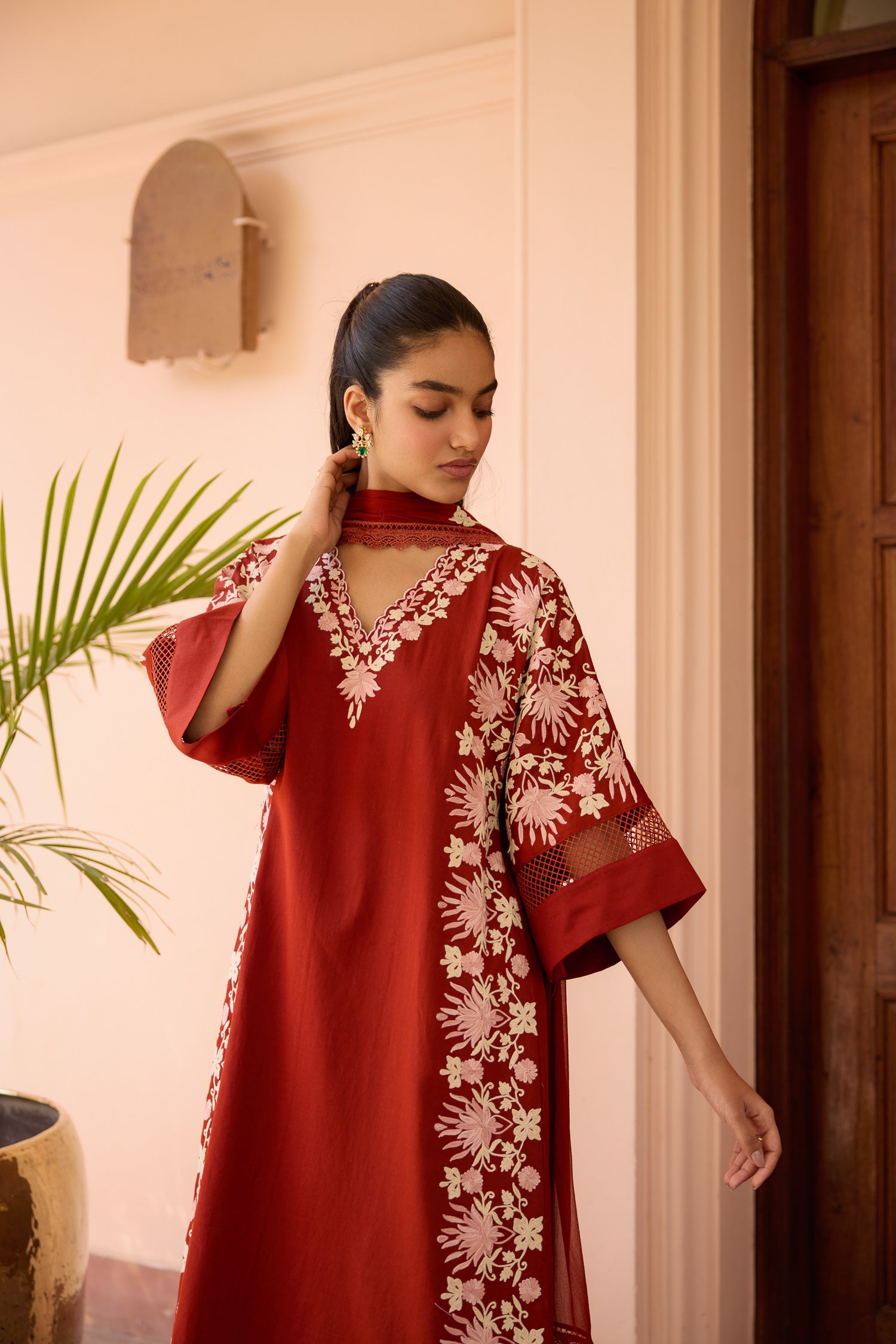 Ember Aari Cotton Kaftaan Kurta Set with Straight Pants