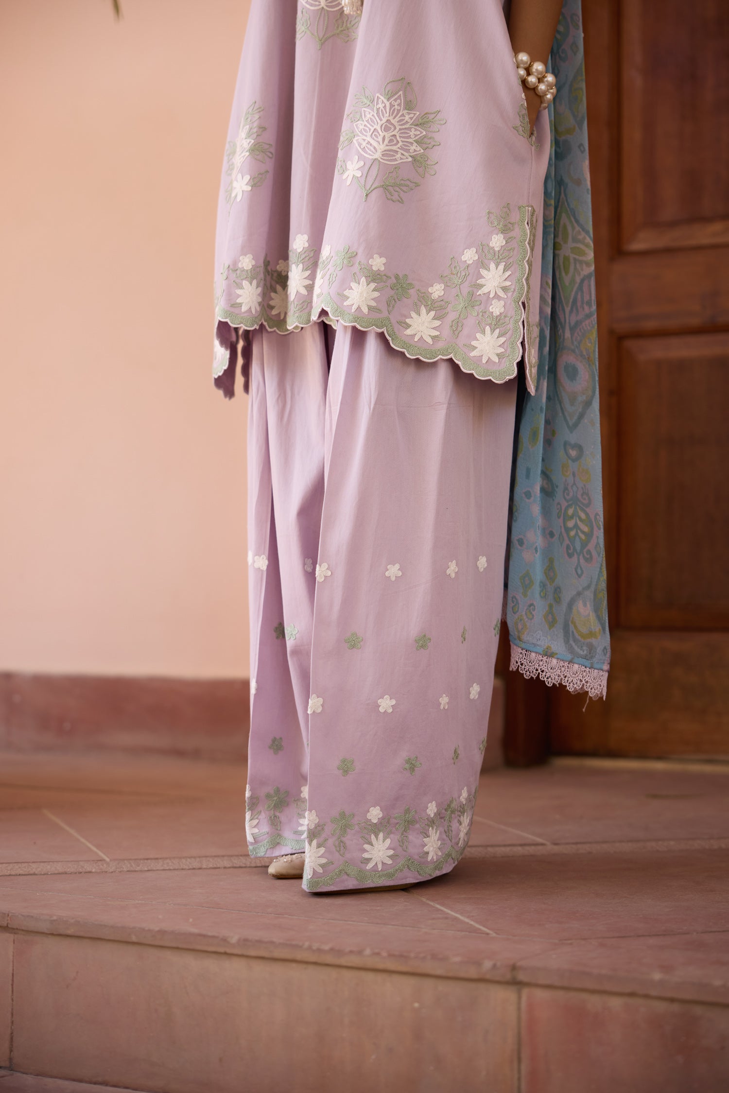 Lavender Wisp Sleeveless Aari Cotton Short Kurta Set with Farshi Salwar