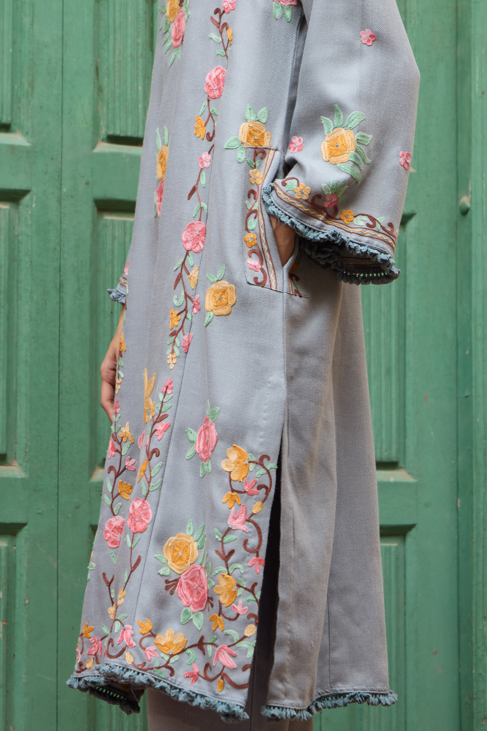 Kinari Cloud Blue Pashmina Wool Kalidaar Pheran Set