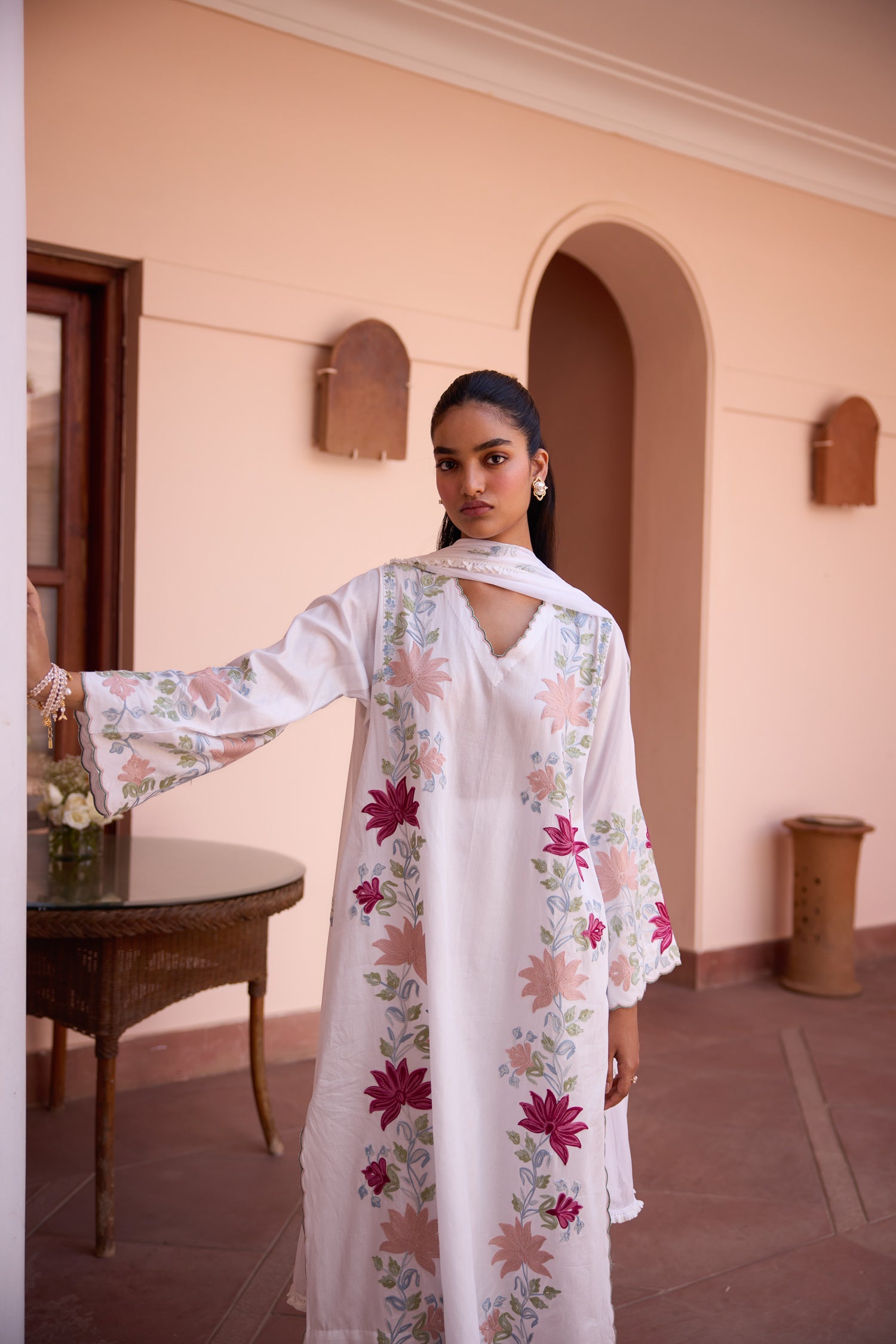 White Rosette Cotton Aari Pheran Set with Salwar Pants
