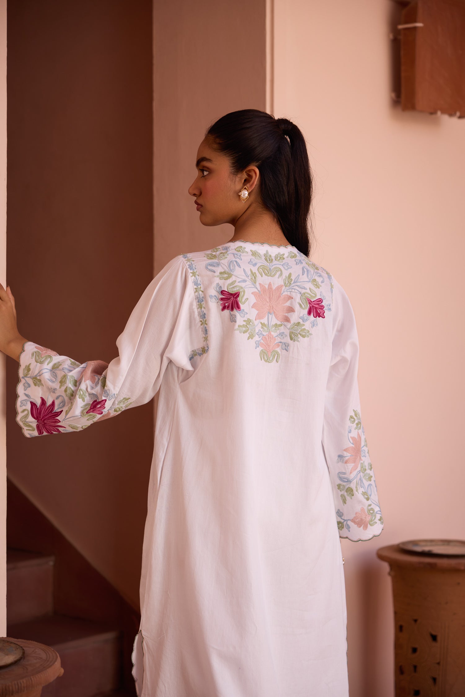 White Rosette Cotton Aari Pheran Set with Salwar Pants