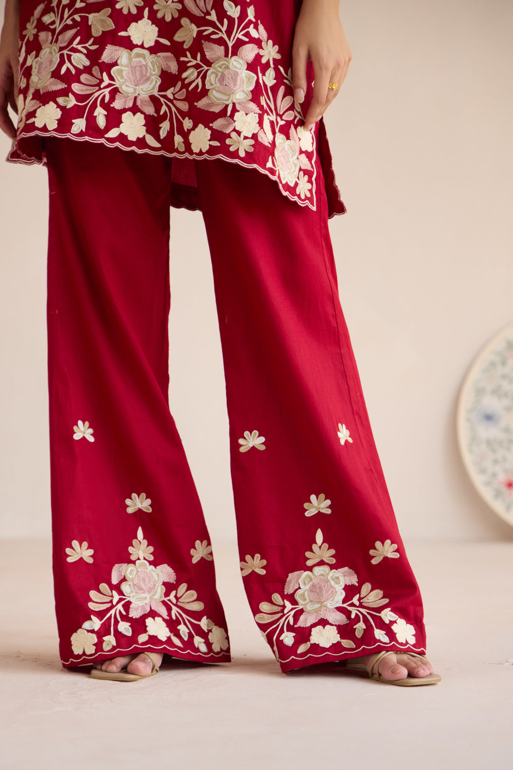 Seher Red Cotton Aari Short Pheran Set with Salwar Pants & Organza Dupatta