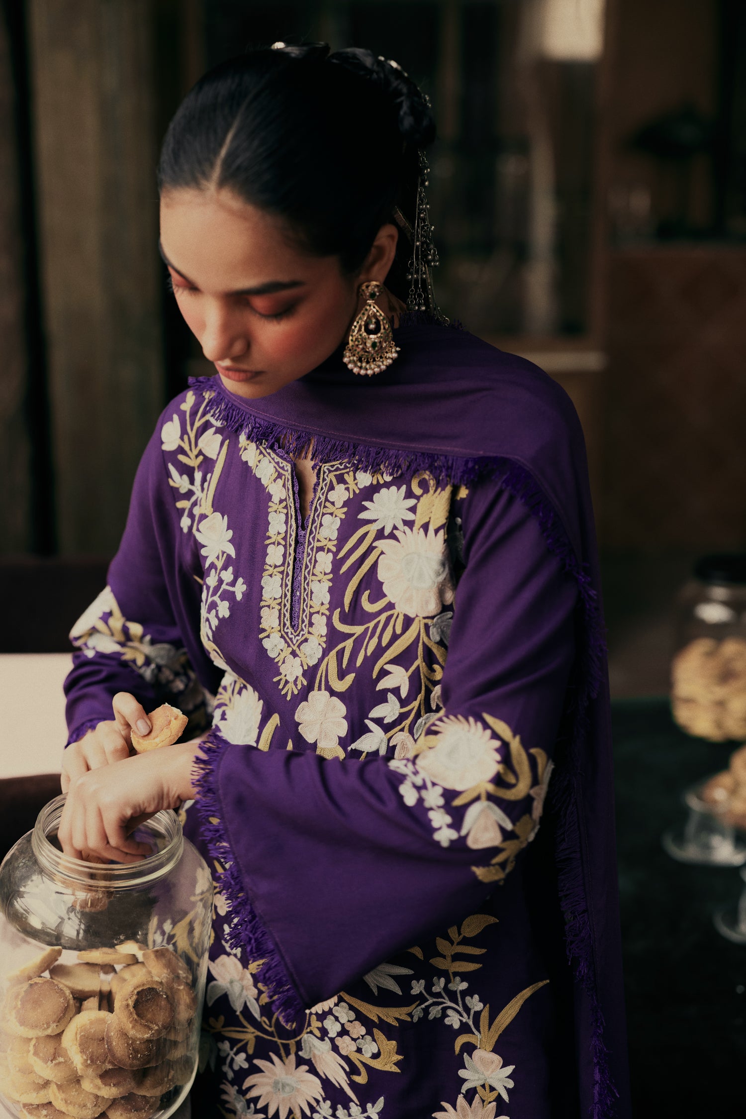 Purple Wool Aari Embroidered Kurta Set with Straight Pants & Embroidered Dupatta