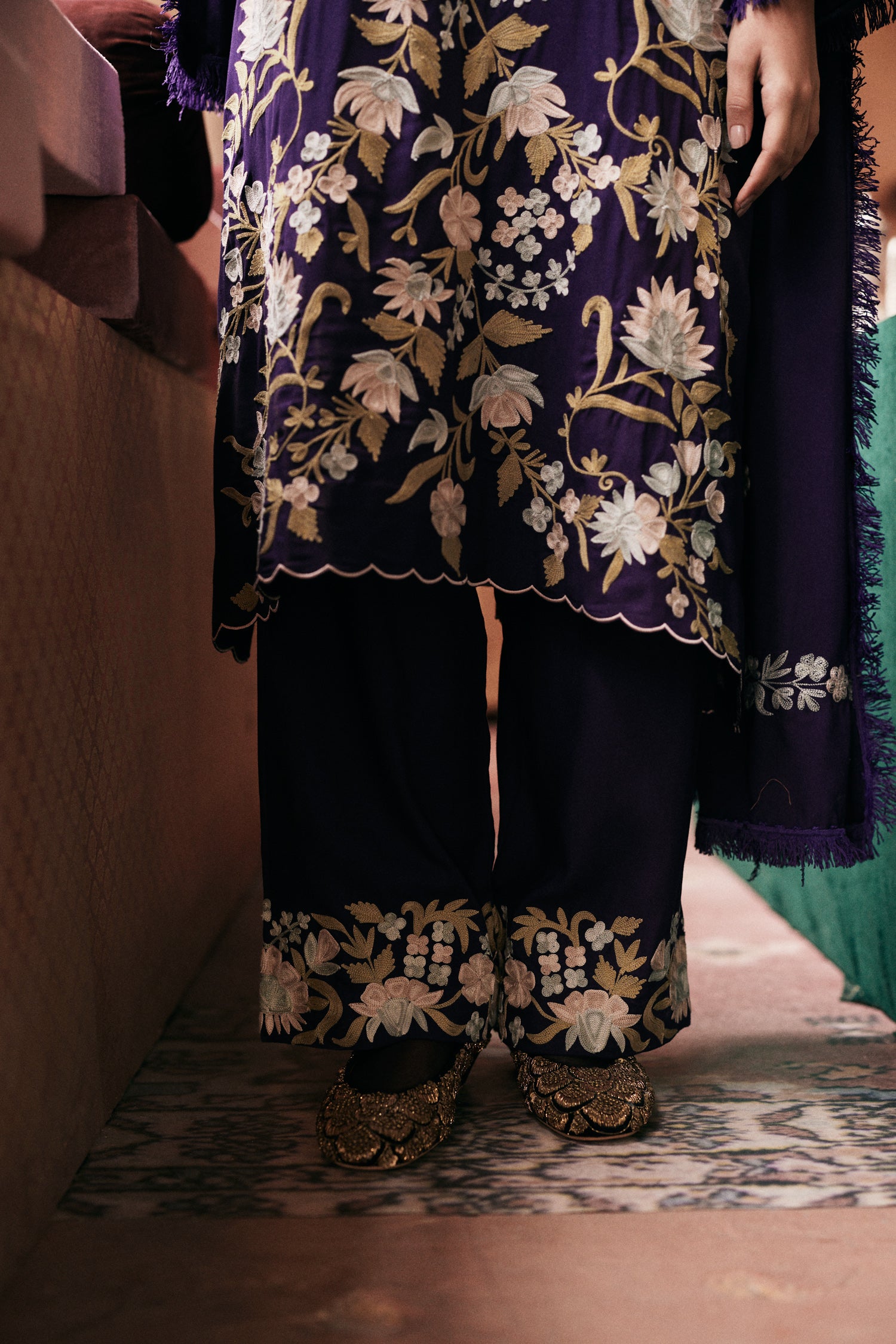 Purple Wool Aari Embroidered Kurta Set with Straight Pants & Embroidered Dupatta