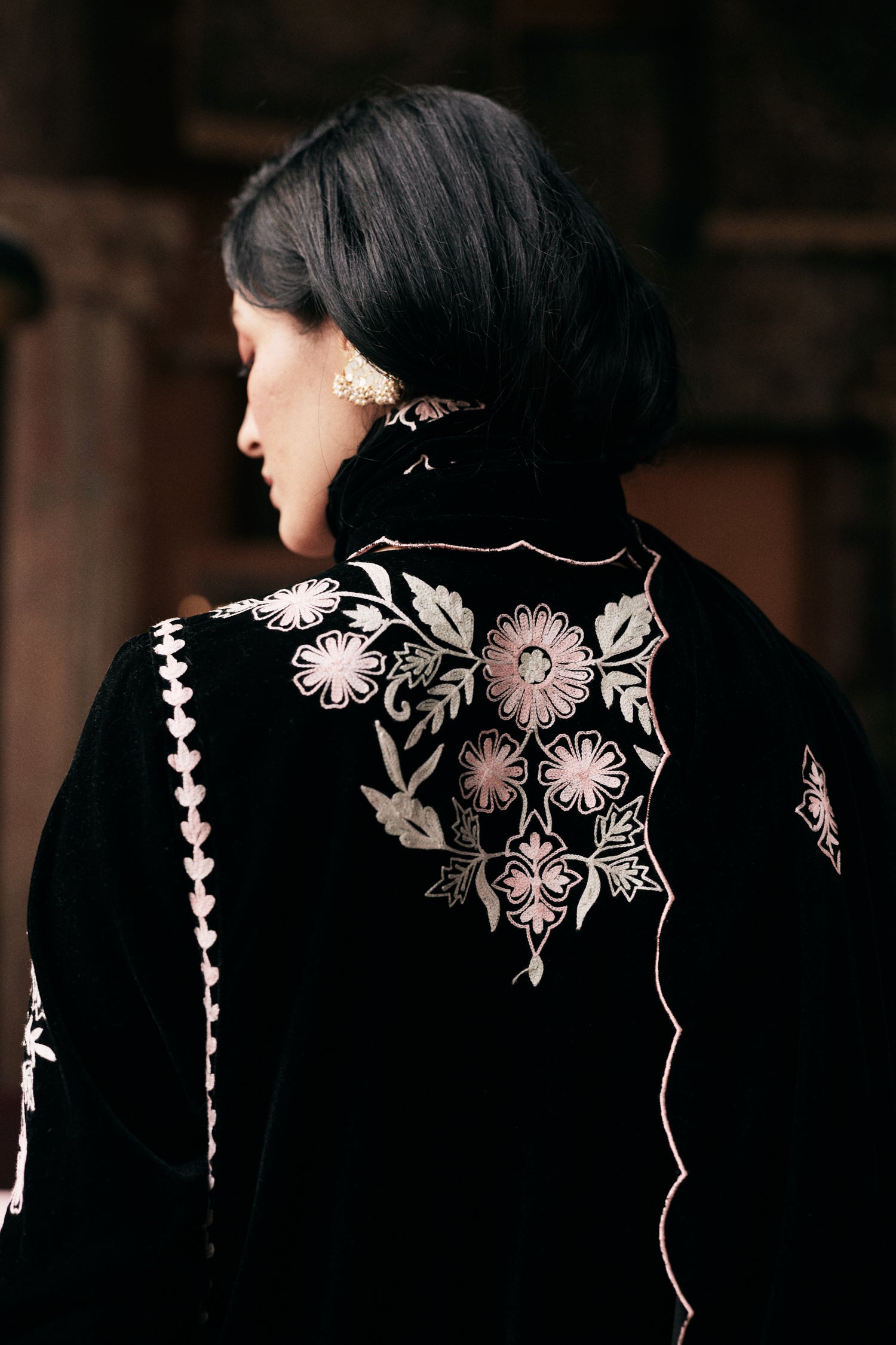 ⁠⁠Black Velvet Aari Embroidered Kalidaar Pheran Set with Salwar Pants & Embroidered Dupatta