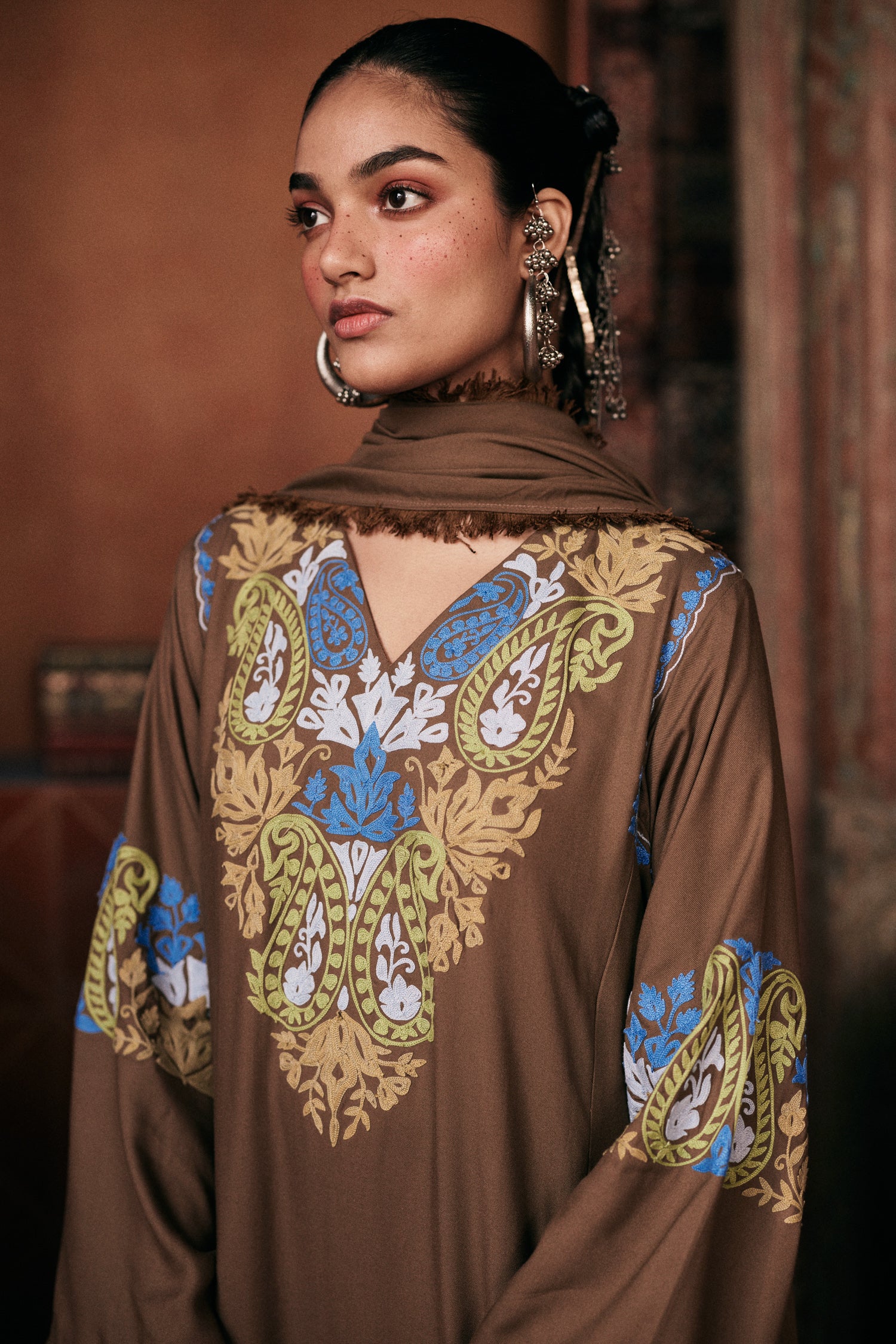 ⁠⁠Brown Wool Aari Embroidered Kalidaar Pheran Set with Salwar Pants & Embroidered Woollen Stole