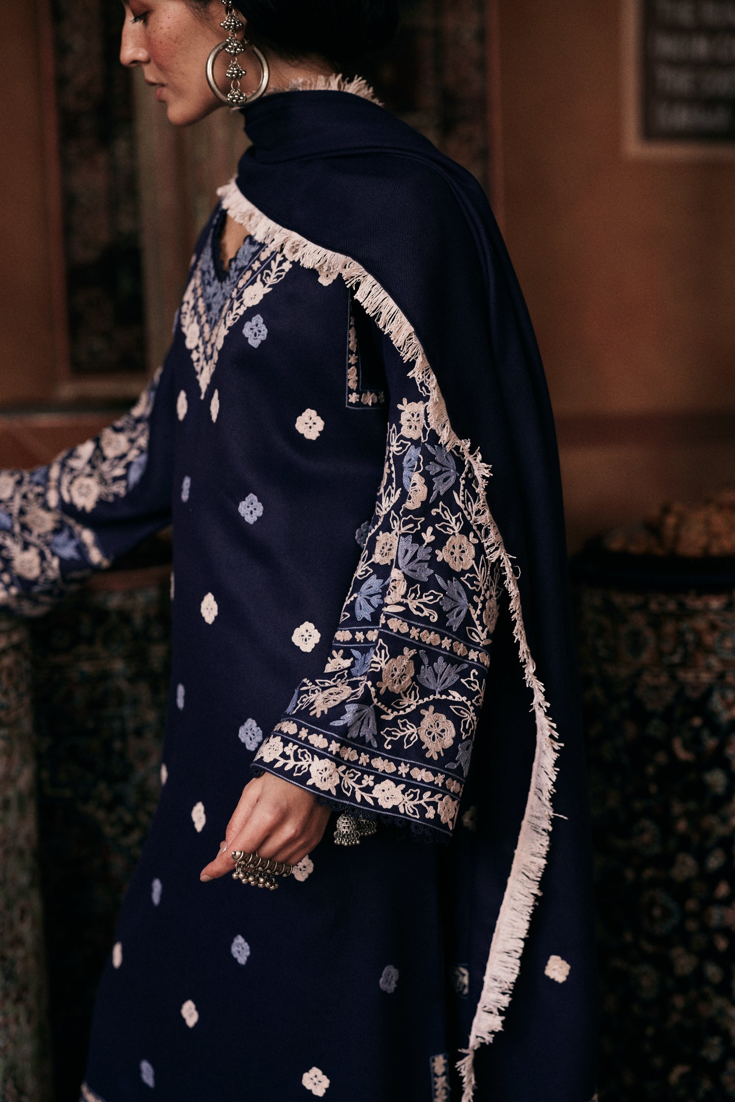 Royal Blue Wool Aari Embroidered Kalidaar Pheran Set with Flared Pants & Embroidered Stole