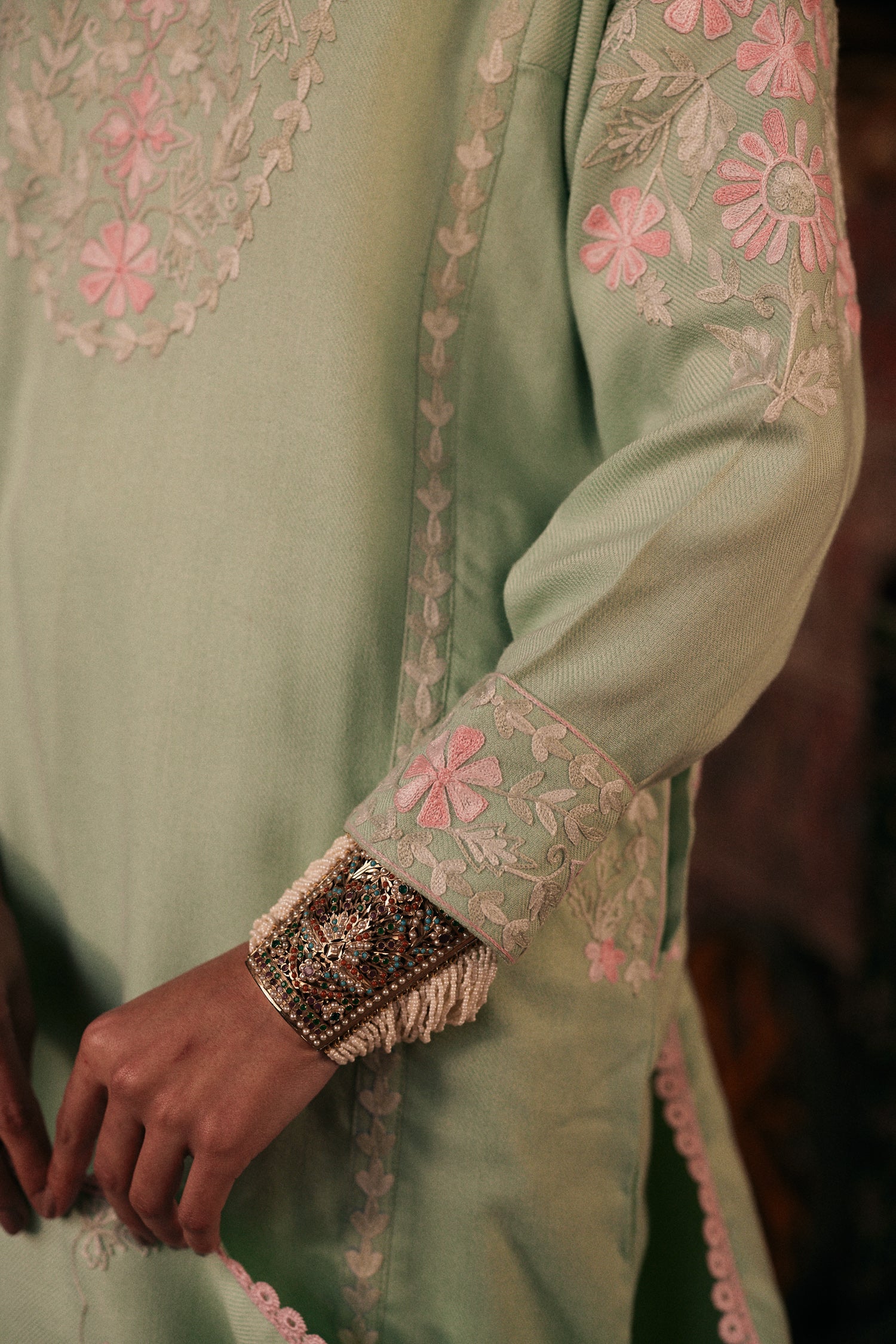 ⁠⁠Mint Green Wool Aari Embroidered Kalidaar Pheran Set with Salwar Pants & Embroidered Stole