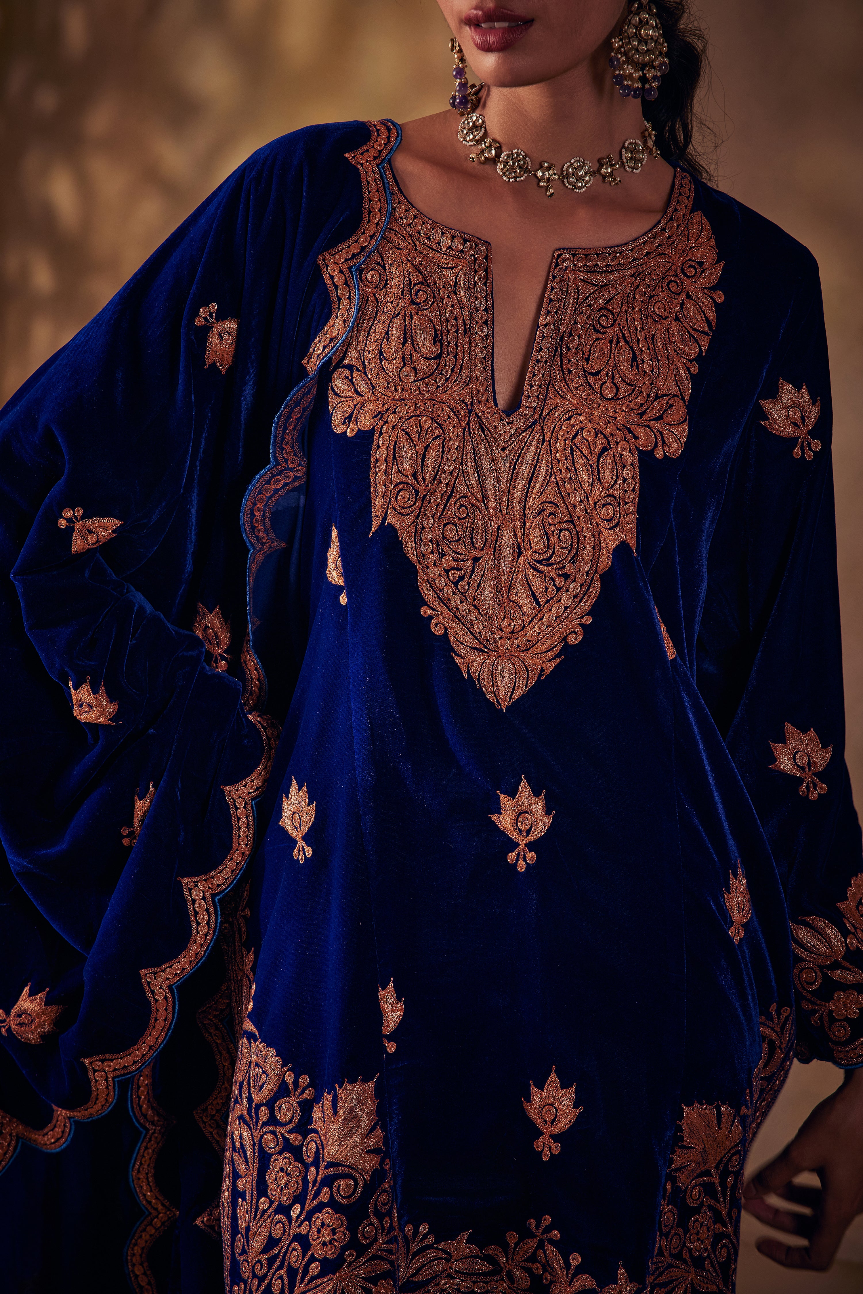 Sapphire Blue Silk Velvet Rose Gold Tilla Set