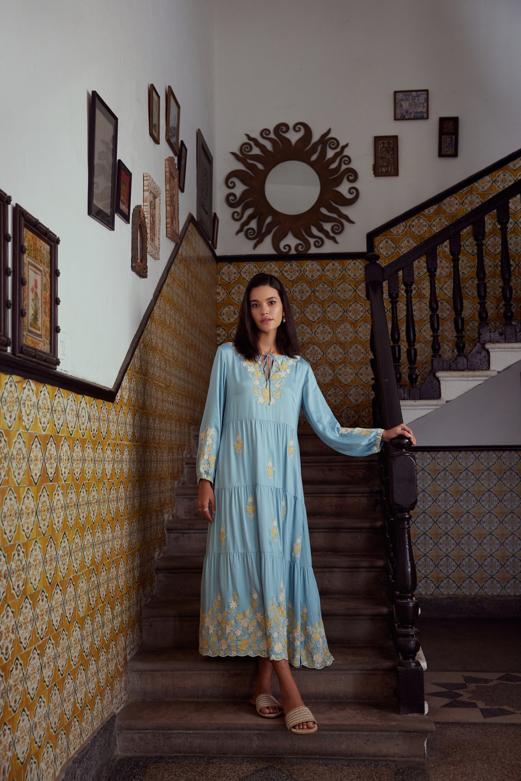 kashmiri long dress The traditional dress of Kashmir