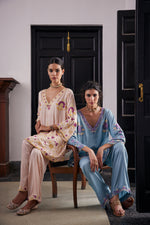 Load image into Gallery viewer, Champagne Pink Aari Tilla Kurta Set

