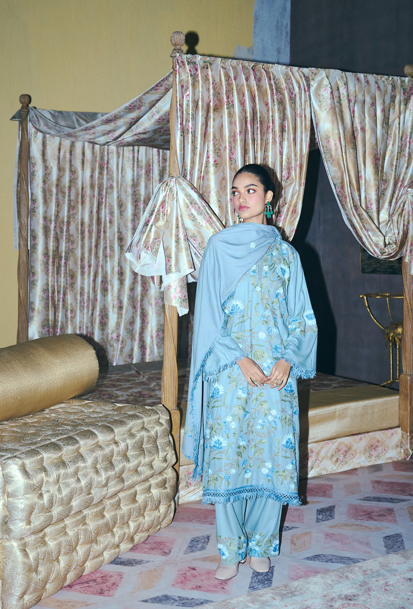 ⁠⁠Cloud Blue Wool Aari Embroidered Pheran Set with Salwar Pants & Embroidered Stole