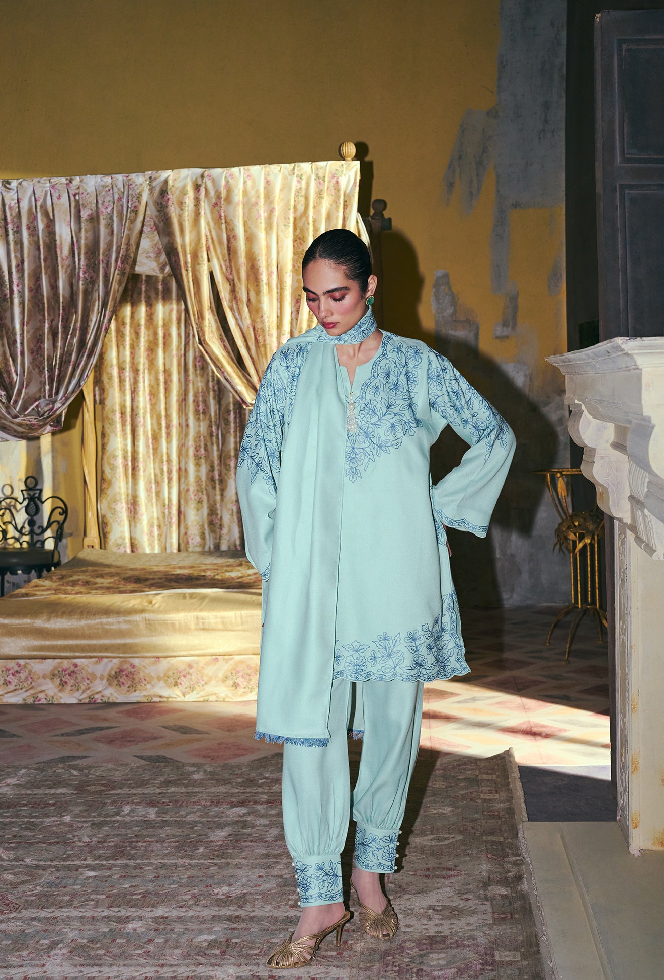Mint Green Wool Aari Embroidered Short Pheran Set with Harem Pants & Embroidered Pleat Stole