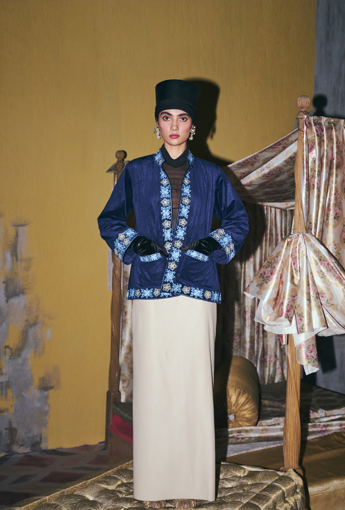 ⁠⁠ Blue Aari Embroidered Velvet Jacket