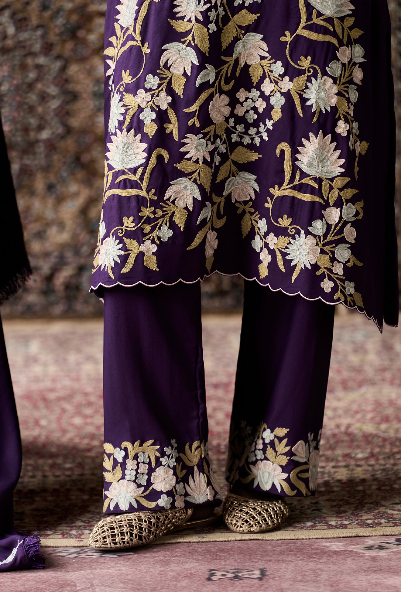 Purple Wool Aari Embroidered Kurta Set with Straight Pants & Embroidered Dupatta