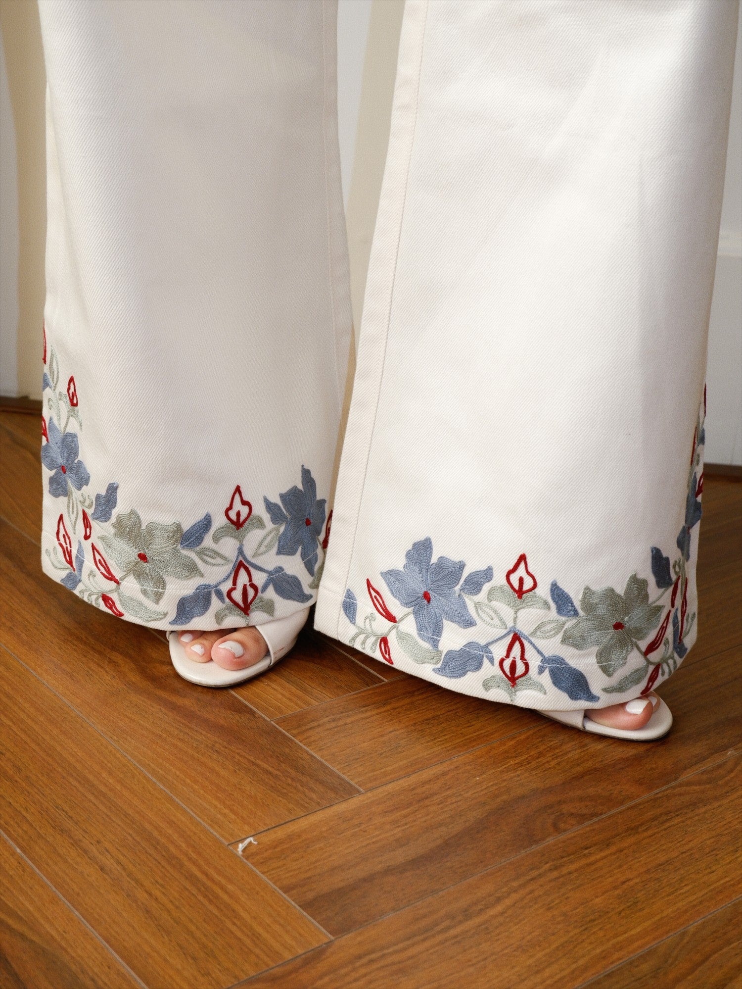Aari Embroidered White Denim Kimono Set