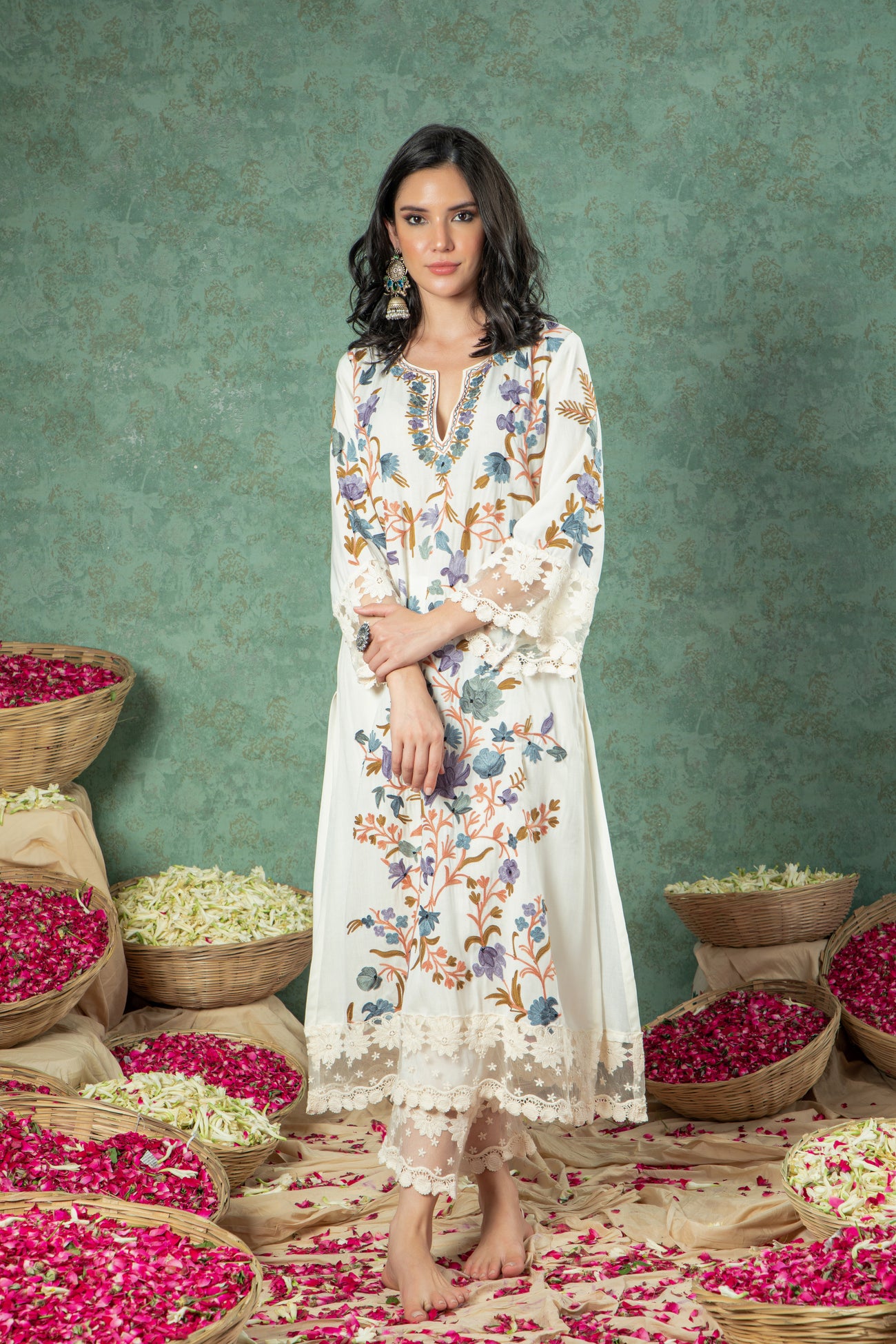 Women Off White Cotton Kurta Set main image 0