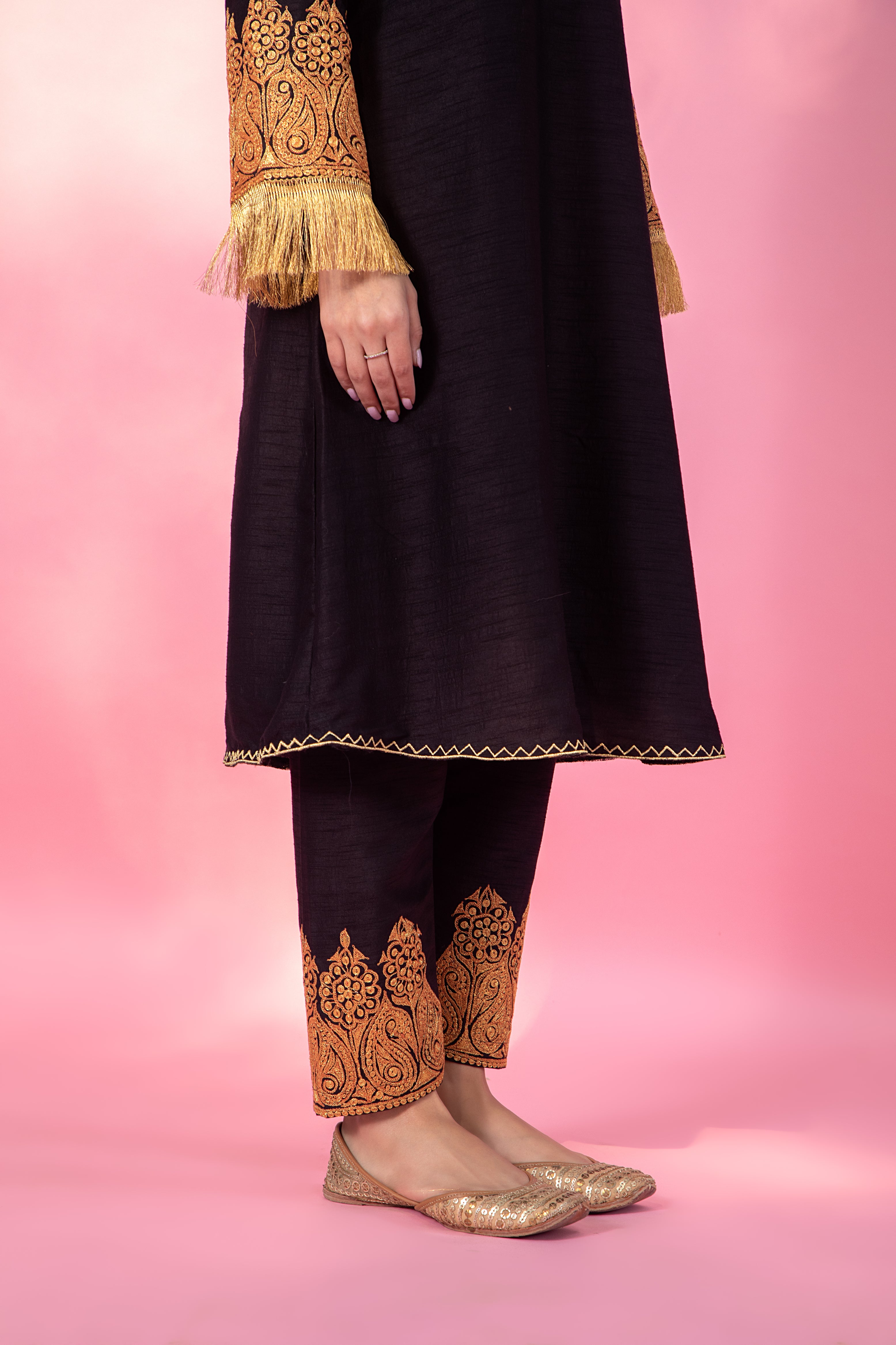Resham Black Silk Kurta Set With Salwar